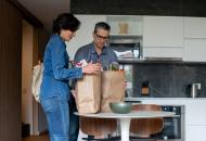 /content/dam/uhc/uhone/health-and-wellness/wide-CoupleUnpackingGroceries-1331490669_0.jpg