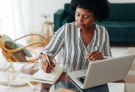 The benefits of bundling your dental and vision insurance